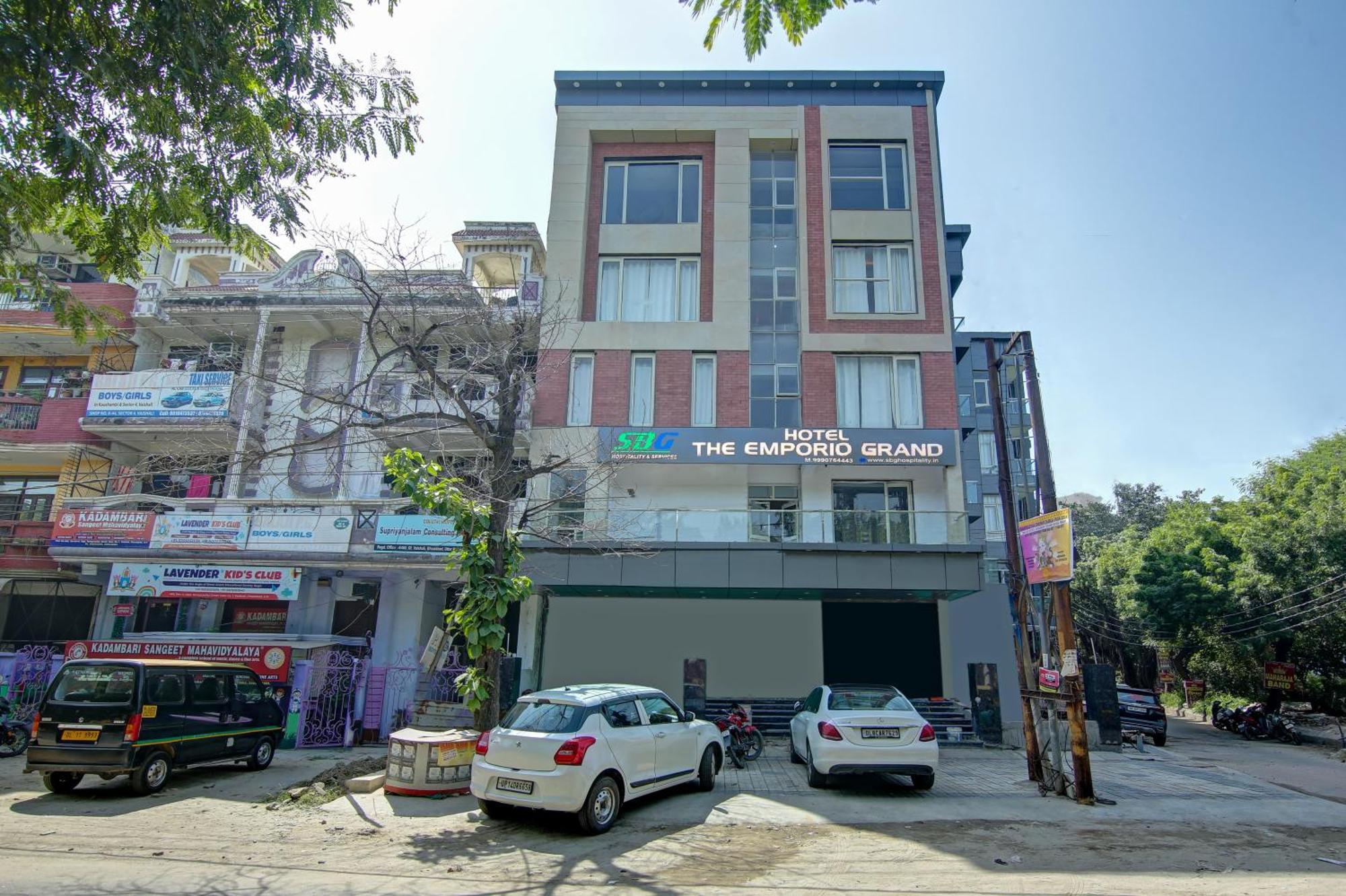 Hotel The Emporio Grand Near Vaishali Metro Station Ghaziabad Εξωτερικό φωτογραφία