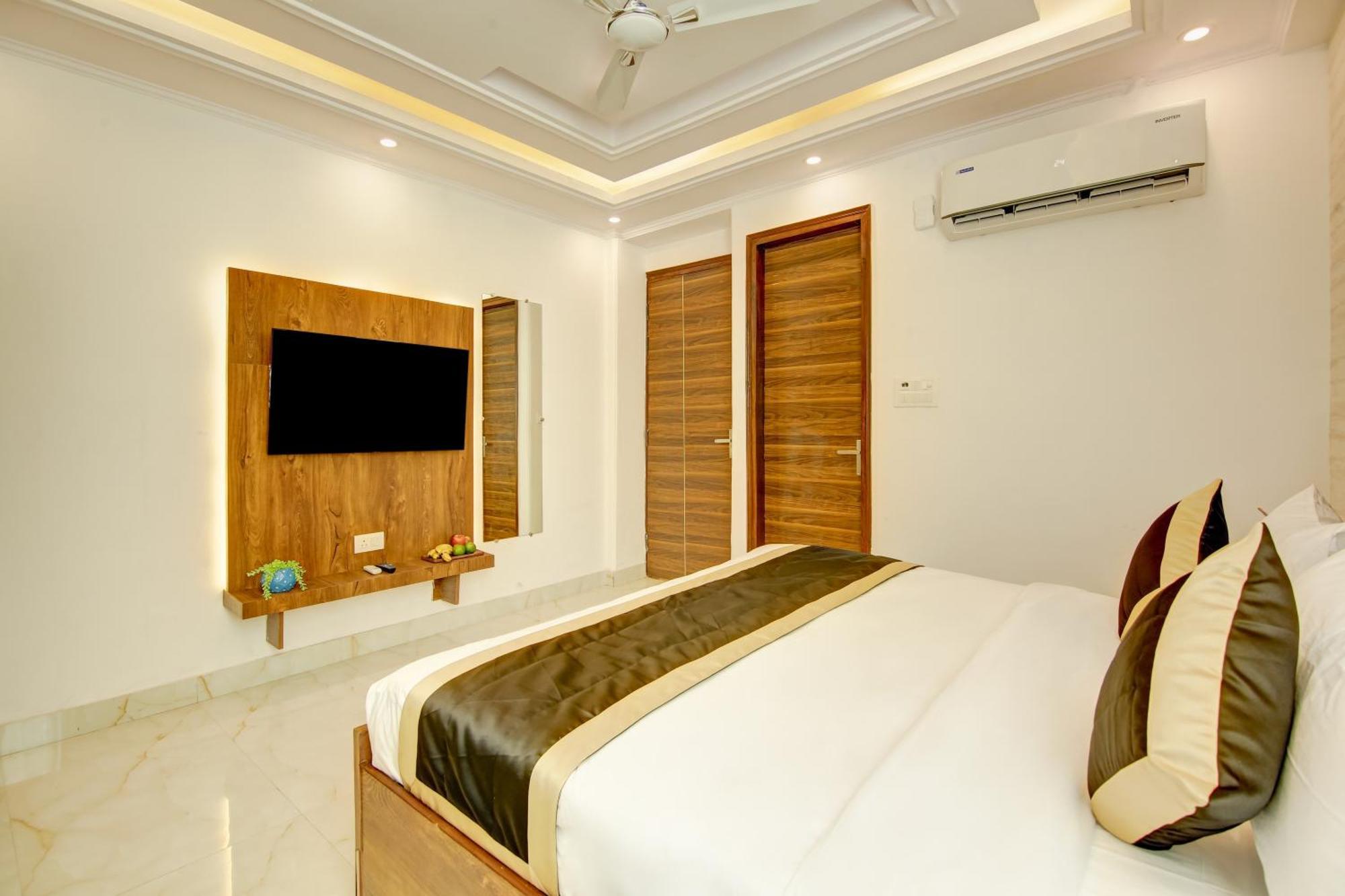 Hotel The Emporio Grand Near Vaishali Metro Station Ghaziabad Εξωτερικό φωτογραφία