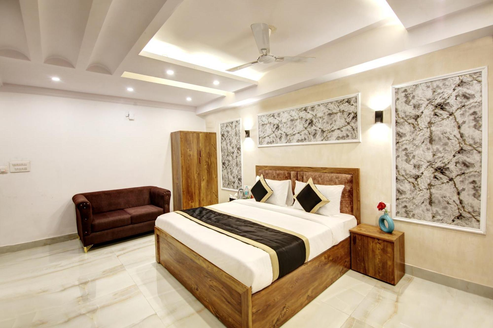 Hotel The Emporio Grand Near Vaishali Metro Station Ghaziabad Εξωτερικό φωτογραφία